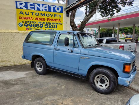 Chevrolet Bonanza S / Luxe 4.0 Diesel Turbo