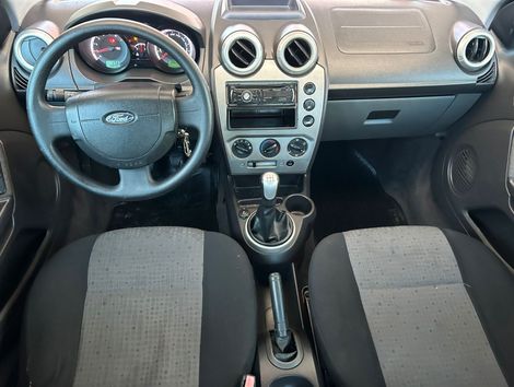 Ford Fiesta Sedan SE 1.6 8V Flex 4p
