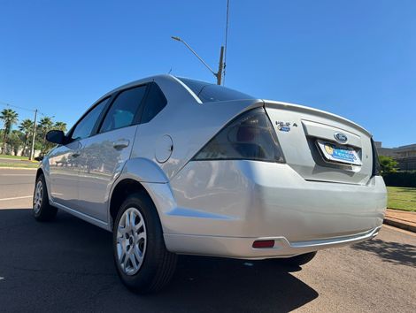 Ford Fiesta Sedan SE 1.6 8V Flex 4p