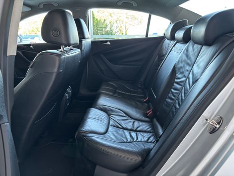 VolksWagen Passat TB 2.0 FSI/TSI 211cv Tiptronic 4p