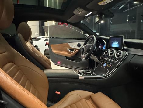Mercedes C-250 Sport Coupe 2.0 16V 211cv Aut.