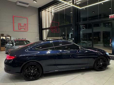 Mercedes C-250 Sport Coupe 2.0 16V 211cv Aut.
