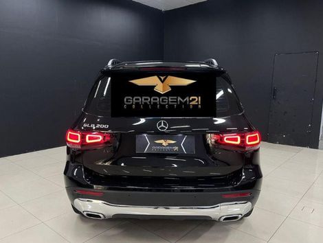 Mercedes 1.3 CGI GASOLINA PROGRESSIVE 7G-DCT