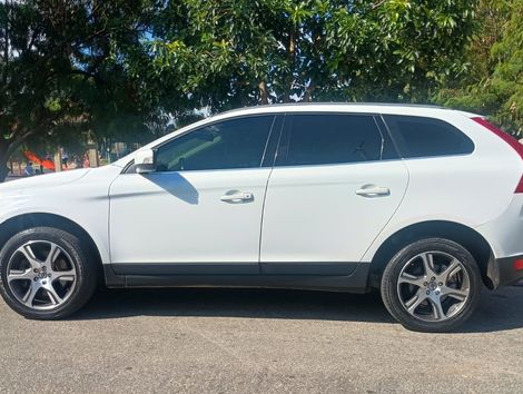 Volvo XC 60 2.0 T5  5p