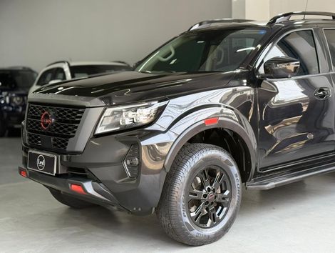 Nissan Frontier PRO4X CD 4x4 2.3 Bi-TB Die. Aut