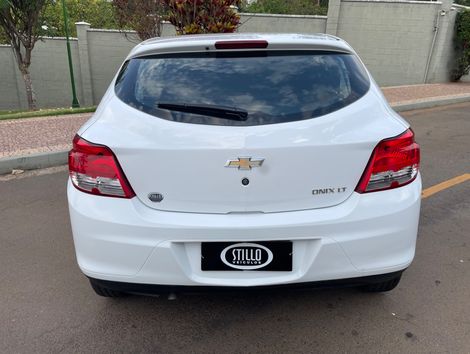 Chevrolet ONIX HATCH LT 1.0 8V FlexPower 5p Mec.