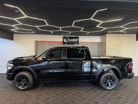 RAM 1500 REBEL 5.7 HEMI CD V8 4x4 Aut.