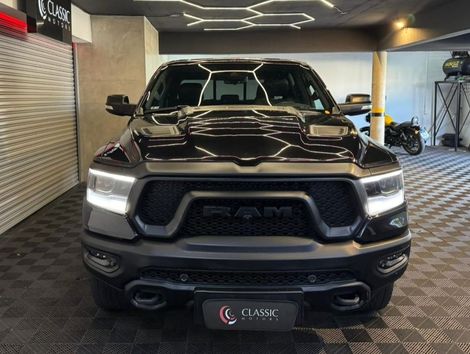 RAM 1500 REBEL 5.7 HEMI CD V8 4x4 Aut.