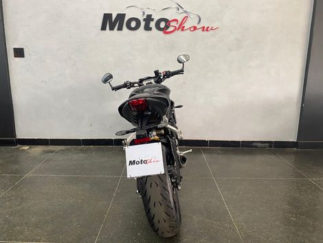 TRIUMPH STREET TRIPLE 765 RS