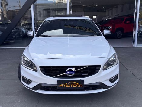 Volvo S60 T-5 R-DESIGN 2.0 240cv 4p