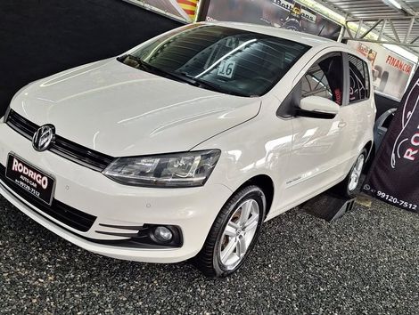 VOLKSWAGEN 1.0 MPI COMFORTLINE 12V FLEX 4P MANUAL