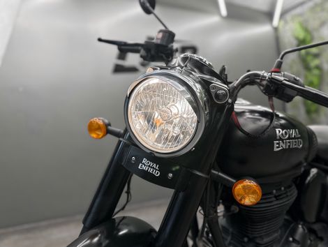 Royal Enfield Classic 350 Dark