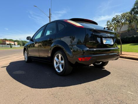 Ford Focus 1.6 S/SE/SE Plus Flex 8V/16V  5p