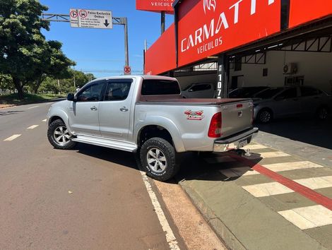Toyota Hilux SRV 4x4 3.0 (cab. dupla)