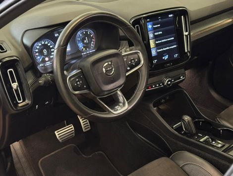 Volvo XC40 T5 R-DESIGNER