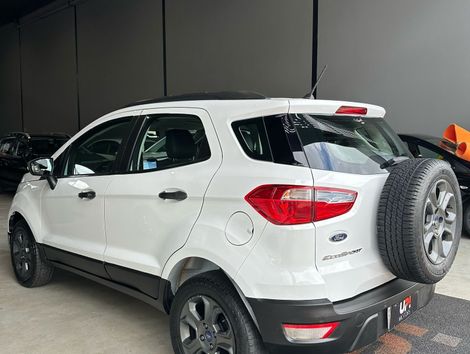 Ford EcoSport FREESTYLE 1.5 12V Flex 5p Mec.