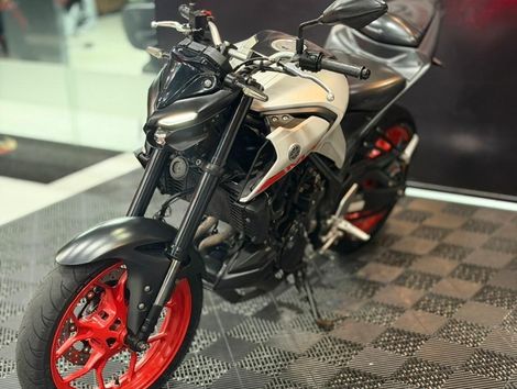 YAMAHA MT-03 321/ABS