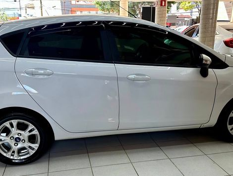 Ford Fiesta 1.6 16V Flex Aut. 5p
