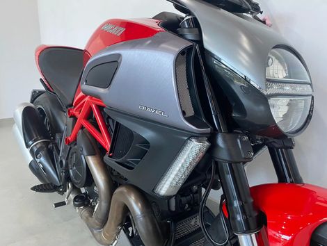 Ducati DIAVEL 1198