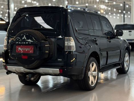 Mitsubishi Pajero HPE Full 3.2 4x4 T.I.Dies. 5p Aut