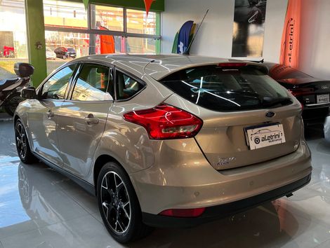 Ford Focus 2.0 16V/SE/SE Plus Flex 5p Aut.