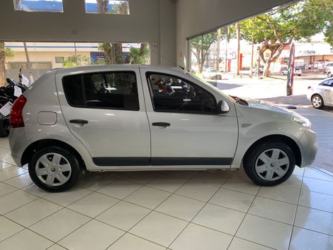 Renault SANDERO Expression Hi-Flex 1.6 8V 5p