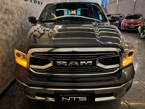 RAM CLASSIC LARAMIE 5.7 CD V8 4X4 Aut.
