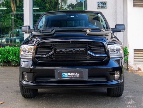 RAM 1500 CLASSIC LARAMIE 5.7 CD V8 4X4 Aut.