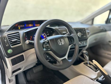 Honda Civic Sedan LXS 1.8/1.8 Flex 16V Aut. 4p