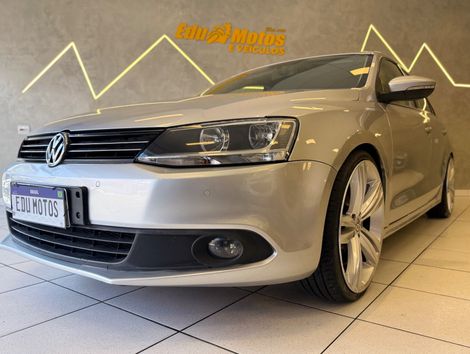 VolksWagen JETTA Comfortline 2.0 T.Flex 8V 4p Tipt.