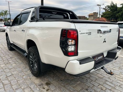 Mitsubishi L200 Triton Sport HPE 2.4 CD Diesel Aut.