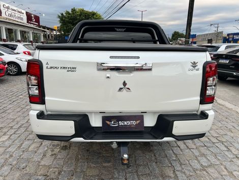 Mitsubishi L200 Triton Sport HPE 2.4 CD Diesel Aut.