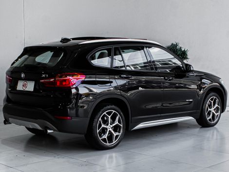 BMW X1 SDRIVE 20i X-Line 2.0 TB Active Flex