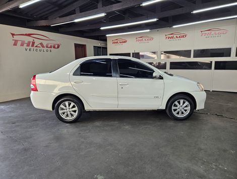 Toyota ETIOS XLS 1.5 Flex 5p Aut.