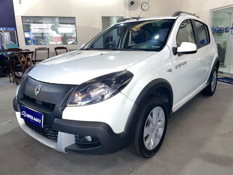 Renault SANDERO STEPWAY Hi-Flex 1.6 16V 5p Aut.