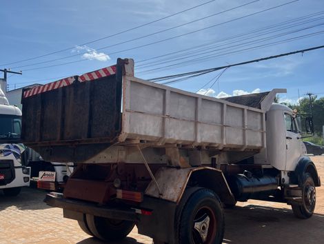 MERCEDES-BENZ L-1113 2p (diesel)