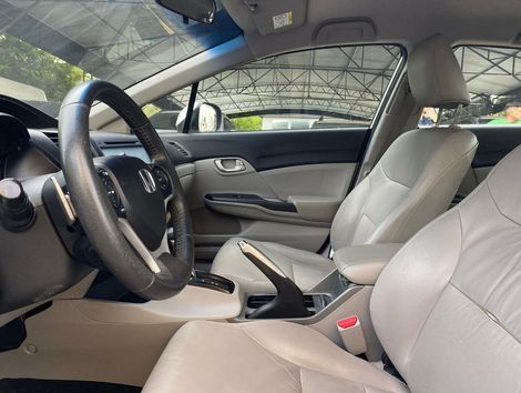 Honda Civic Sedan LXR 2.0 Flexone 16V Aut. 4p