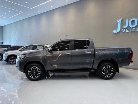 Toyota Hilux CD SRV 4x4 2.8 TDI Diesel Aut.