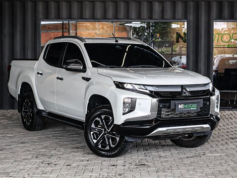 Mitsubishi L200 Triton Sport HPE-S 2.4 CD Dies. Aut