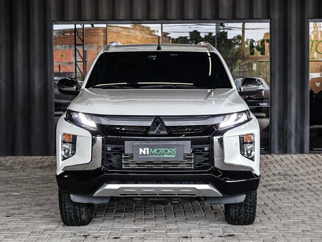 Mitsubishi L200 Triton Sport HPE-S 2.4 CD Dies. Aut