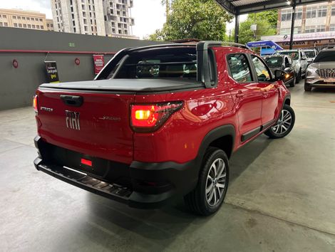 Fiat Strada Volcano 1.3 Flex 8V CD