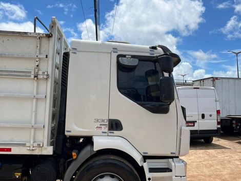 VOLVO VM 330 8x2 2p (diesel) (E5)