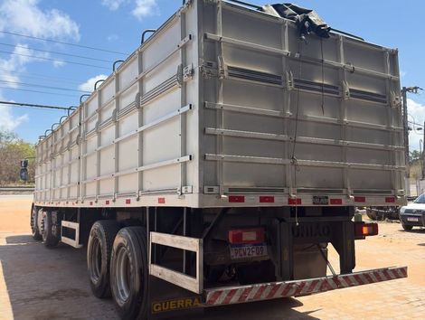 VOLVO VM 330 8x2 2p (diesel) (E5)