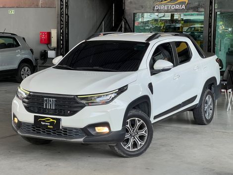 Fiat Strada Volcano 1.3 Flex 8V CD