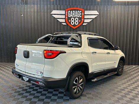 Fiat Toro Freedom 1.8 16V Flex Aut.