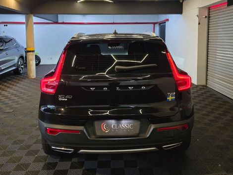 Volvo XC40 T4 INSCRIPT
