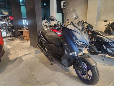 XMAX 250 ABS