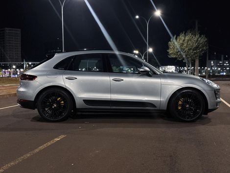 Porsche Macan 2.0 Turbo
