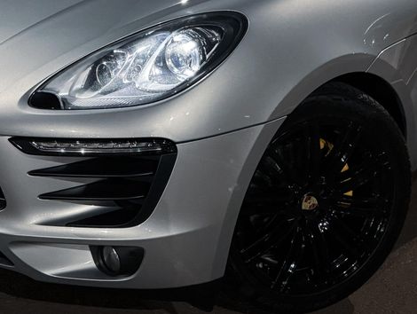 Porsche Macan 2.0 Turbo