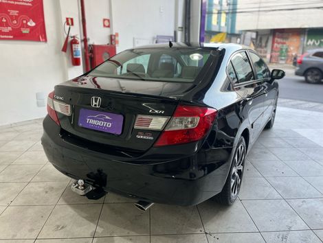 Honda Civic Sedan LXS 1.8/1.8 Flex 16V Aut. 4p